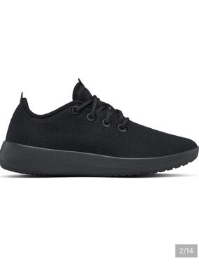 Allbirds Men’s Black Wool Runners Sz 11  
Like New Condition!